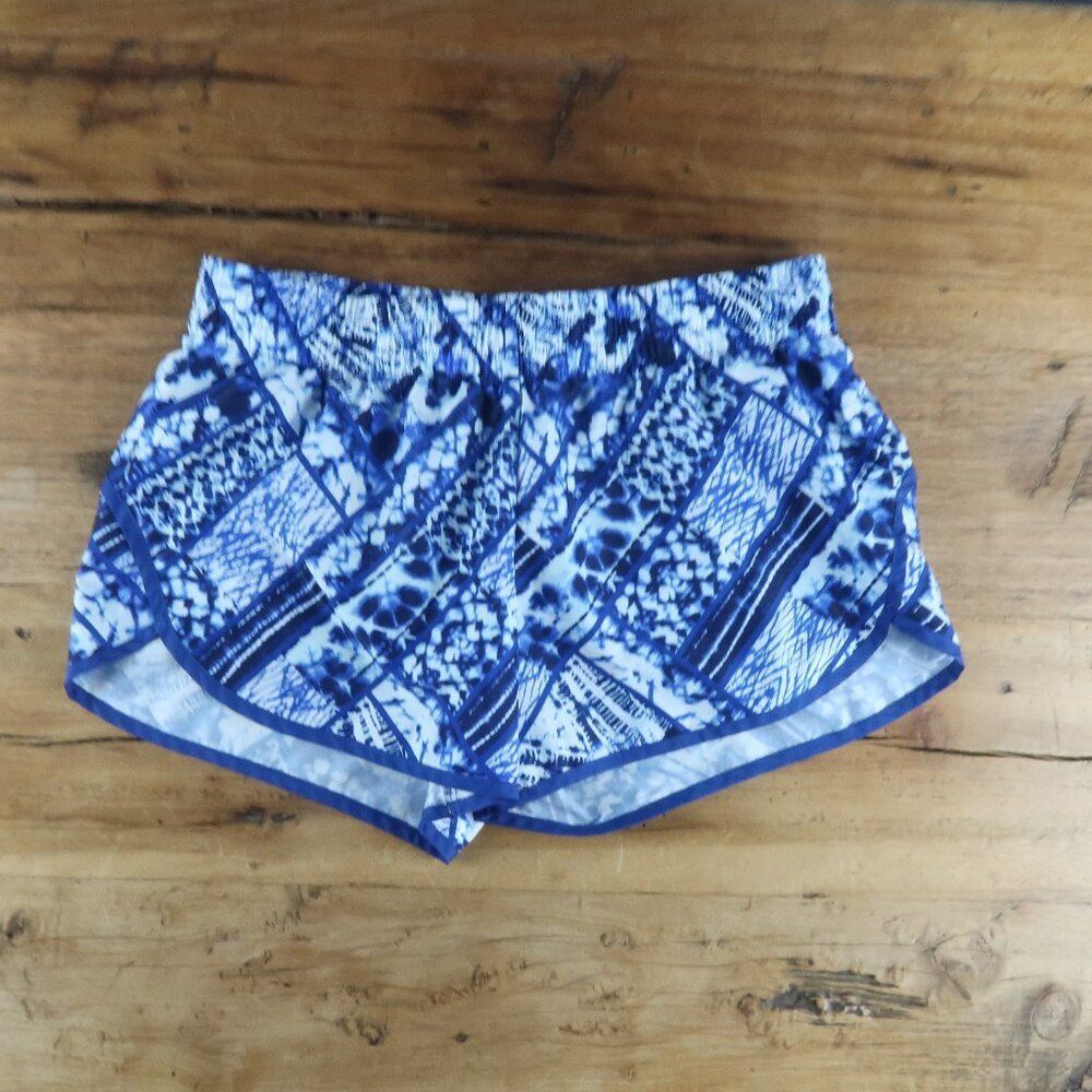 DANSKIN BLUE TIE DYE PRINT RUNNING SHORT WITH BUILT IN UNDERWEAR SIZE LARGE